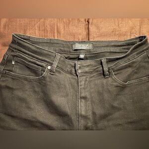 Judy blue tummy control black jeans